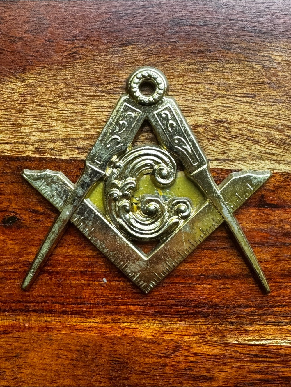 Vintage Gold Tone Masonic Square & Compass Pendant Charm